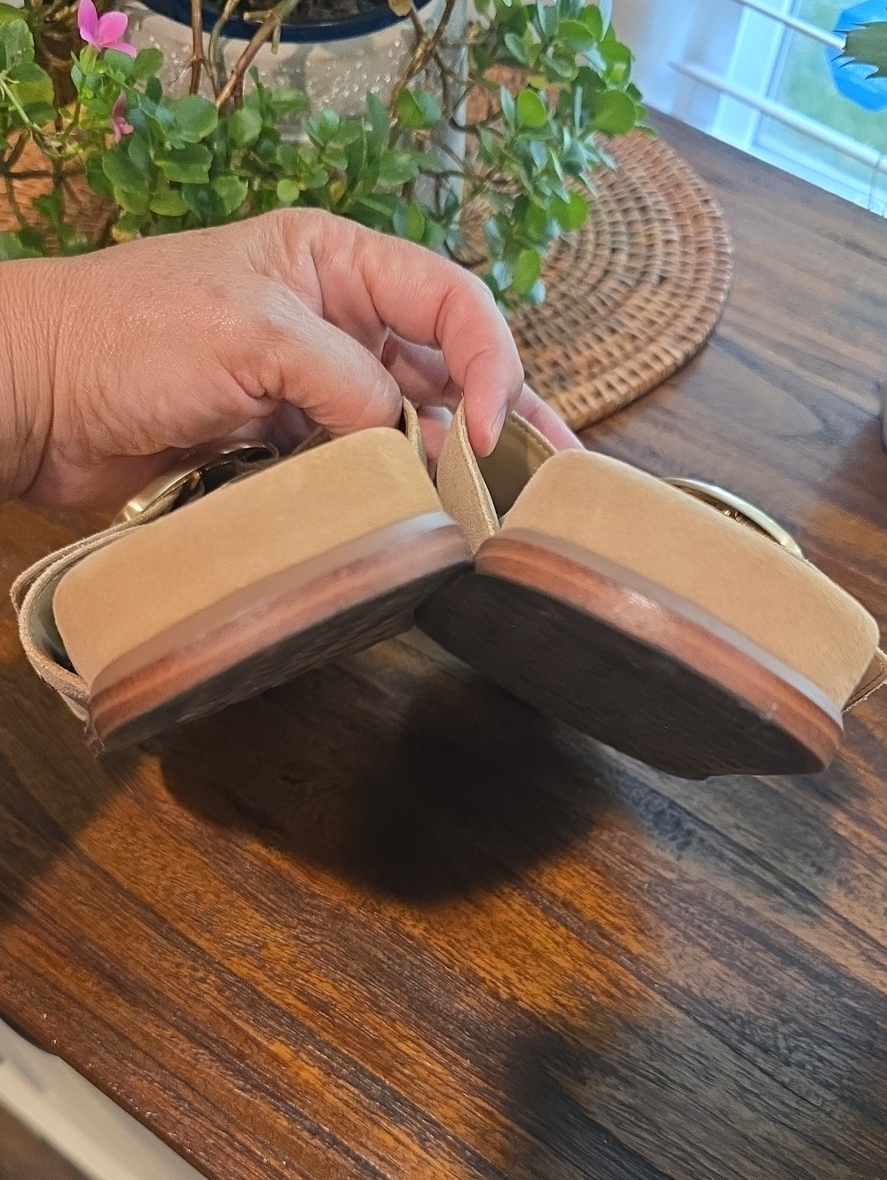 Sam Edelman Tan Suede Buckle Crossband Slides - Picture 5 of 10